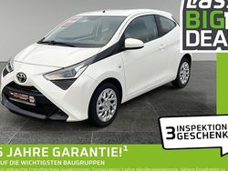 Weiß Gebraucht 2021 Toyota Aygo X-play Kleinwagen | 8.980 € (Guter Preis)