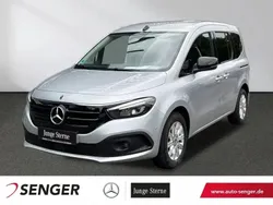 Silber Gebraucht 2023 Mercedes EQT200 Van / Kleinbus | 27.850 € (Fairer Preis)