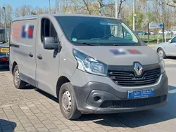 Grau Gebraucht 2019 Renault Trafic Komfort Van | 14.990 € (Guter Preis)