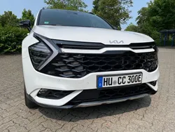 Weiß Gebraucht 2023 Kia Sportage SUV | 39.999 € (Etwas zu teuer)