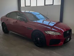 Rot Gebraucht 2017 Jaguar XF S Limousine | 24.500 € (Etwas zu teuer)