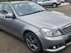 Palladiumsilber metalliclack Gebraucht 2014 Mercedes C220 Edition Kombi | 3.650 €