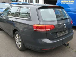 Grau Gebraucht 2017 VW Passat Business Kombi | 12.495 € (Guter Preis)