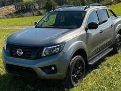 Grau Gebraucht 2020 Nissan Navara Abholung | 28.500 € (Etwas zu teuer)