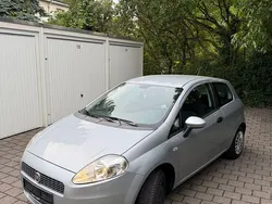 Grau Gebraucht 2009 Fiat Punto Dynamic Kleinwagen | 4.000 € (Etwas zu teuer)
