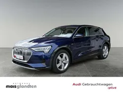 Navarrablau (metallic) Gebraucht 2021 Audi e-tron Advanced SUV | 27.780 € (Superpreis)