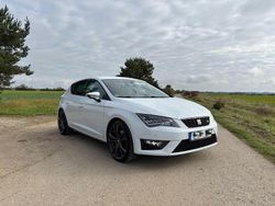 Weiß Gebraucht 2015 Seat Leon FR Limousine | 14.550 € (Fairer Preis)