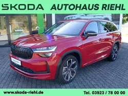 Velvetrot metallic Gebraucht 2025 Skoda Kodiaq SportLine SUV | 48.850 € (Fairer Preis)