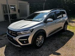 Gris moonstone Gebraucht 2022 Dacia Jogger Comfort Van / Kleinbus | 15.890 € (Etwas zu teuer)