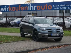 Grau Gebraucht 2004 Mitsubishi Outlander SUV | 2.999 € (Fairer Preis)