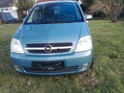 Grau Gebraucht 2005 Opel Meriva Van / Kleinbus | 3.200 € (Fairer Preis)
