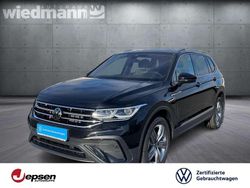 Deep black perleffekt (metallic) Gebraucht 2023 VW Tiguan Allspace Move SUV | 37.470 € (Fairer Preis)