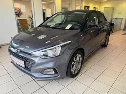 Grau Gebraucht 2020 Hyundai i20 YES! Limousine | 16.990 € (Fairer Preis)