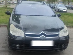 Schwarz Gebraucht 2005 Citroën C5 Exclusive Kombi | 1.100 €