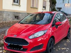 Rot Gebraucht 2017 Ford Fiesta Trend Limousine | 5.100 € (Fairer Preis)