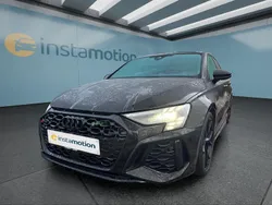 Schwarz Gebraucht 2024 Audi RS3 Sportback Kleinwagen | 66.549 €