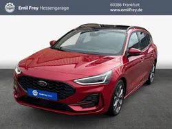 Rot Gebraucht 2023 Ford Focus ST-Line Kombi | 25.350 € (Guter Preis)