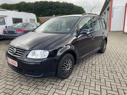 Schwarz Gebraucht 2006 VW Touran Conceptline Van / Kleinbus | 2.999 € (Etwas zu teuer)
