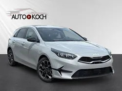 Grau Neu 2025 Kia Ceed Limousine | 25.960 € (Fairer Preis)