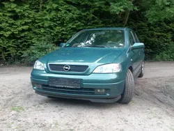 Gebraucht 2001 Opel Astra Selection Limousine | 1.000 € (Guter Preis)