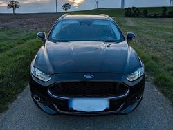 Schwarz Gebraucht 2015 Ford Mondeo Titanium Kombi | 11.000 € (Teuer)