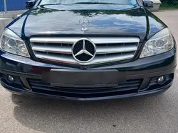 Schwarz Gebraucht 2010 Mercedes C200 Kombi | 4.000 € (Fairer Preis)