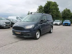 Blau Gebraucht 2017 Ford Transit SE Van / Kleinbus | 6.990 € (Guter Preis)