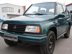 Grün Gebraucht 1999 Suzuki Vitara SUV | 2.990 €