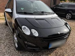 Schwarz Gebraucht 2004 Smart ForTwo Coupé Kleinwagen | 1.950 €