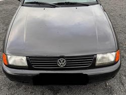 Schwarz Gebraucht 1998 VW Polo Classicline Limousine | 999 € (Fairer Preis)