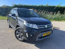Schwarz Gebraucht 2016 Suzuki Vitara Exclusive SUV | 13.957 € (Fairer Preis)