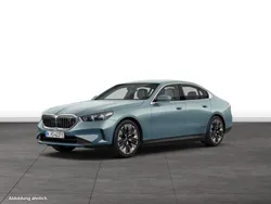 Grün Gebraucht 2024 BMW i5 Limousine | 63.535 €