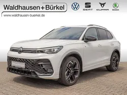 Weiß Gebraucht 2024 VW Tiguan R-line SUV | 44.990 € (Etwas zu teuer)