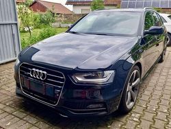 Schwarz Gebraucht 2014 Audi A4 S-Line Kombi | 15.600 €