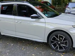 Grau Gebraucht 2020 Skoda Kamiq Monte Carlo SUV | 15.800 € (Guter Preis)