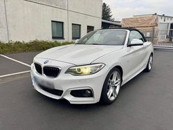 Weiß Gebraucht 2015 BMW 220 M Sport Cabrio | 13.500 € (Fairer Preis)