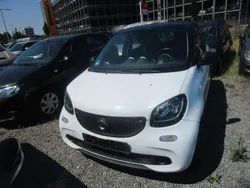 Weiß Gebraucht 2015 Smart ForFour Basis Kleinwagen | 3.999 € (Superpreis)