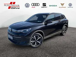 Schwarz Neu 2025 VW Tiguan Goal SUV | 43.880 € (Etwas zu teuer)