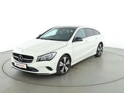 Weiß Gebraucht 2016 Mercedes CLA200 Shooting Brake Urban Kombi | 17.490 € (Fairer Preis)