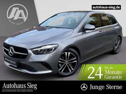 Mountaingrau Gebraucht 2024 Mercedes B180 Progressive Van / Kleinbus | 30.284 € (Superpreis)