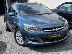 Blau Gebraucht 2013 Opel Astra Innovation Limousine | 6.490 € (Fairer Preis)