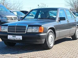 Grau Gebraucht 1992 Mercedes 190 Limousine | 5.950 €