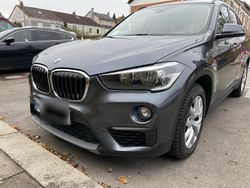 Grau Gebraucht 2019 BMW X1 Advantage SUV | 20.300 € (Guter Preis)