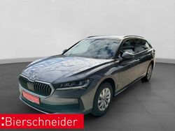 Grau Neu 2025 Skoda Superb Essence Kombi | 38.490 € (Superpreis)