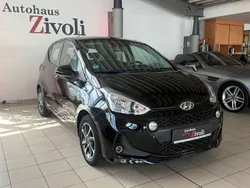 Schwarz Gebraucht 2017 Hyundai i10 YES! Kleinwagen | 6.990 € (Fairer Preis)