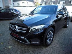 Obsidianschwarz metalliclack Gebraucht 2018 Mercedes GLC250 SUV | 25.850 € (Fairer Preis)
