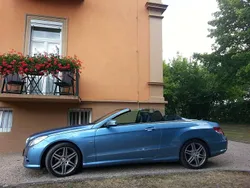 Blau Gebraucht 2009 Mercedes E250 AMG Cabrio | 13.999 € (Guter Preis)
