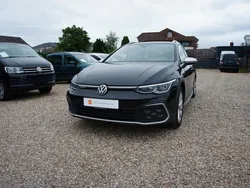 Deep black perleffekt Gebraucht 2022 VW Golf Alltrack Kombi | 20.990 € (Fairer Preis)