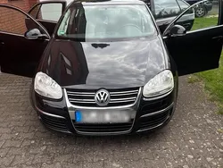 Schwarz Gebraucht 2005 VW Jetta Limousine | 5.500 €