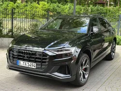 Schwarz Gebraucht 2022 Audi Q8 Competition SUV | 66.000 € (Fairer Preis)